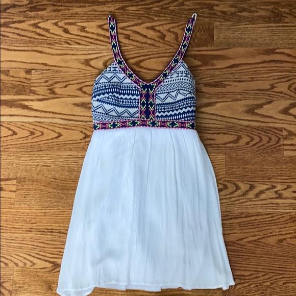 Patterned Sundress - Picture 2 of 3